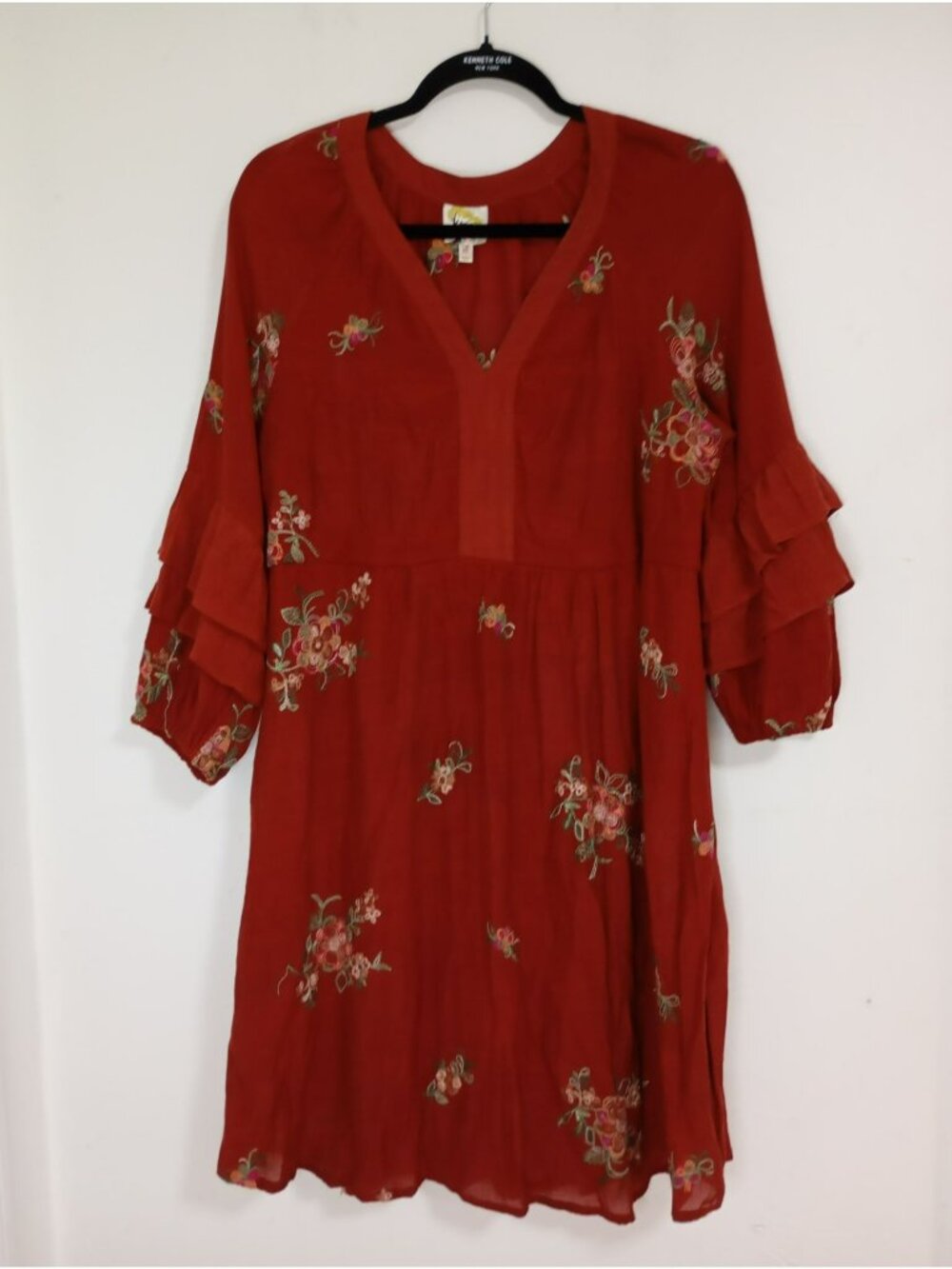 Fig And Flower By Anthropol Red Floral Embroidered Dress XL With Ruffle Sleeves